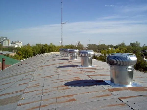 Extractor eólico vs ventilador industrial