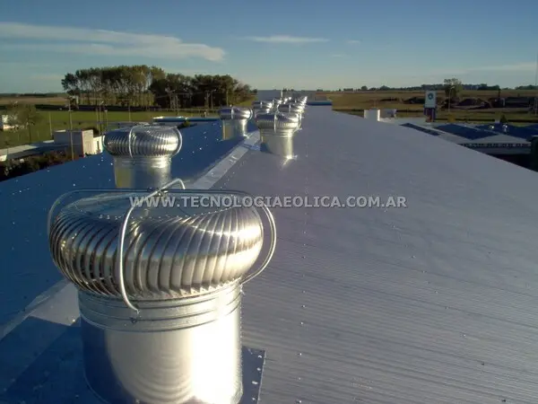 Extractor eólico para viveros e invernaderos